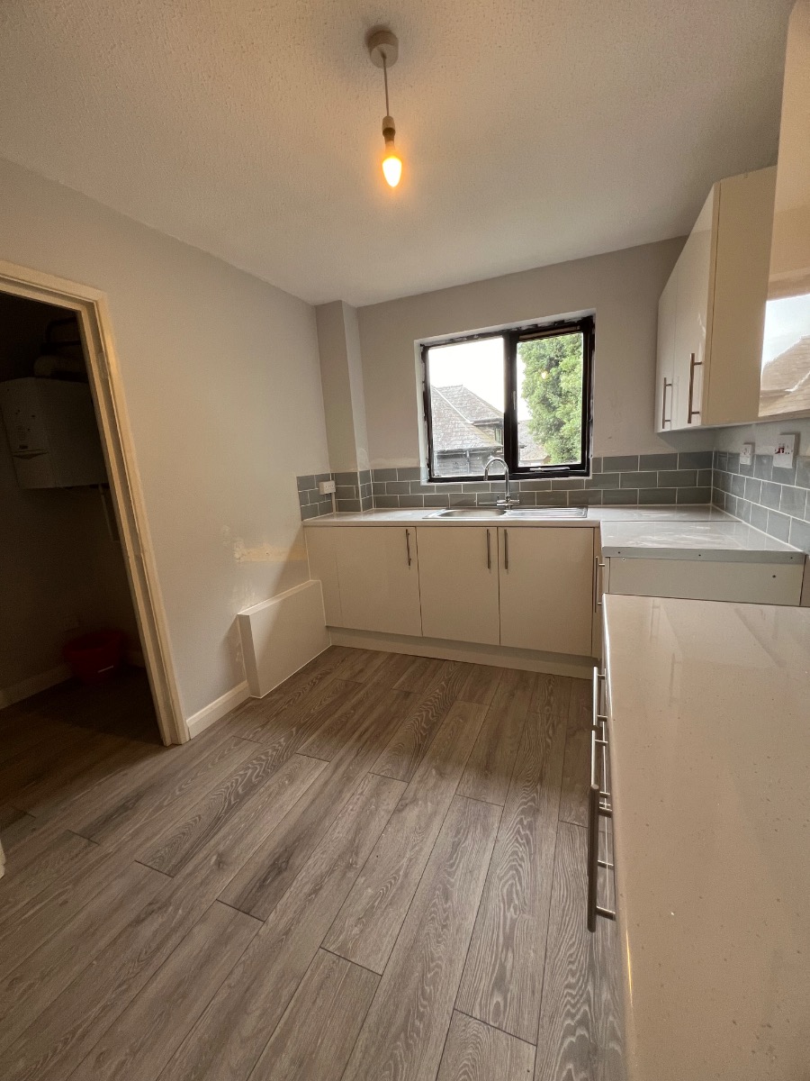 Kitchen Fitter: Image 10